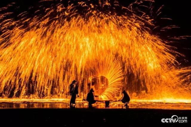 bbc中国春节:老外看完感叹“中国古人太聪明”,为何长城的尽头是...