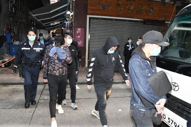 港警:暂停执行《反蒙面法》:反蒙面法,以后想戴口罩的人怎么办?