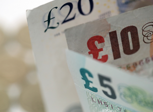 英镑还会跌到8以下吗:英镑已破10.5,还有跌的可能吗